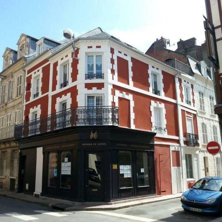 Le Capitaine Jack Apartment Trouville-sur-Mer Exterior photo